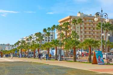 Wycieczka fakultatywna, Wycieczka Marathon z Ayia Napy za srebrem, koronkami i Famagustą z odrobiną wina i oliwy