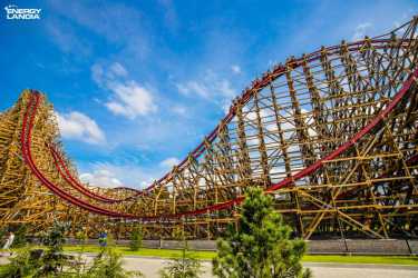 Obóz młodzieżowy, WAKACYJNY HIT !!! Z wyjazdem do Energylandii, wycieczkami do Wiednia, na Słowację i do aquaparków. Ośrodek z basenem letnim. Kolonia 7-13 lat, obóz 14-18 lat.(DW Lidia)