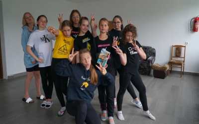 Obóz młodzieżowy, Jastrzębia Góra - obóz książkowy z Marysią Krasowską OW Diuna, 10 dni 11-17 lat